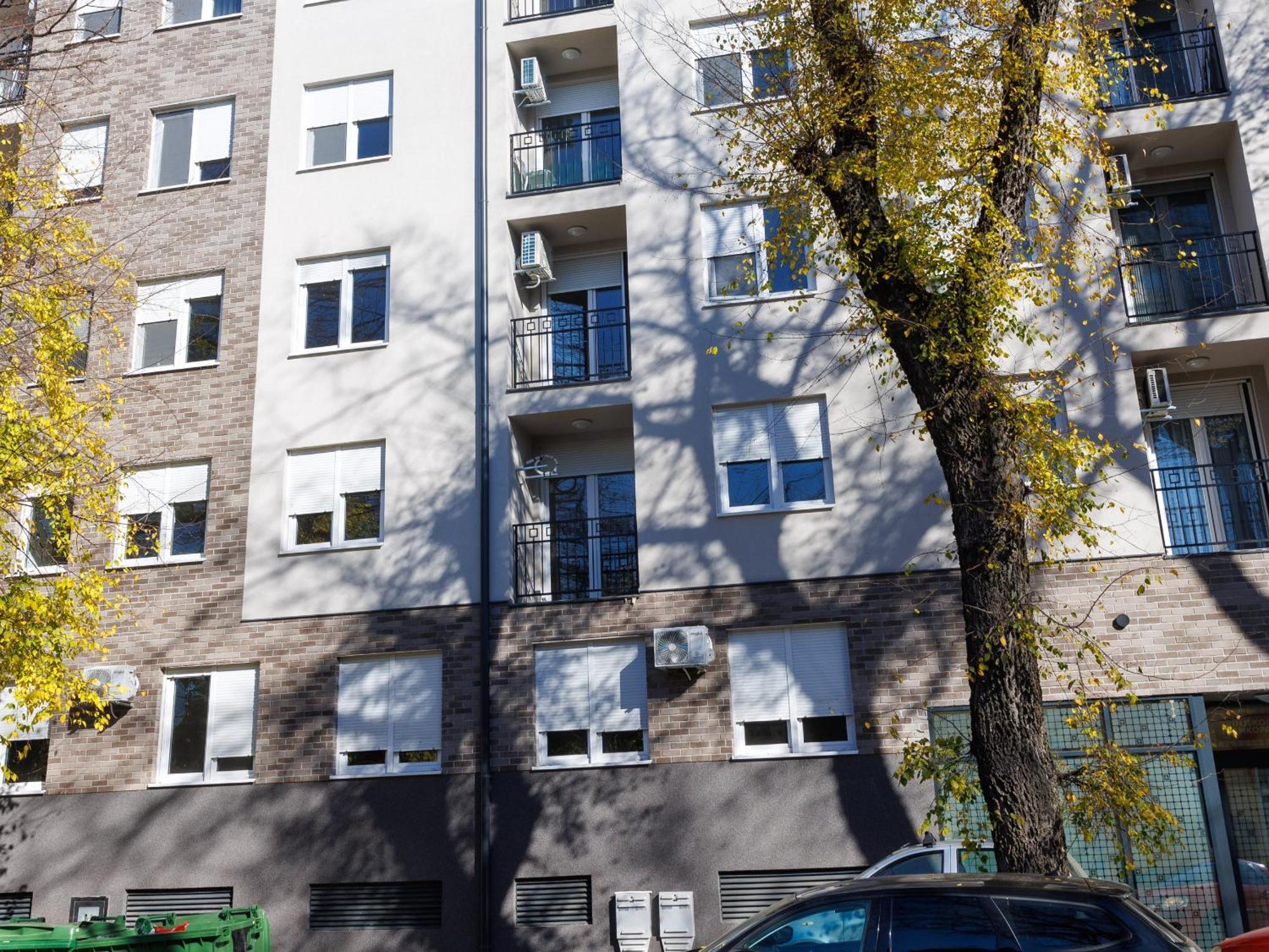 Sms Gold Apartment *